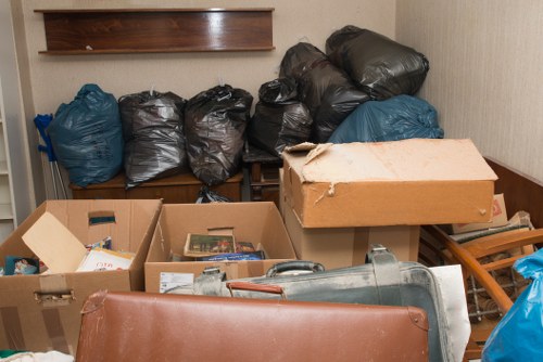 Benefits of hiring a house clearance service